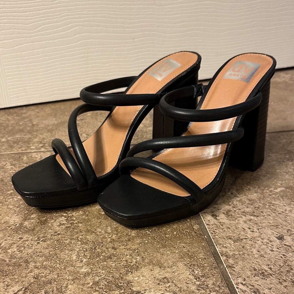 Dolce Vita “Pyro” Black Strappy Heeled Sandals